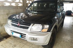 Mitsubishi Pajero 4x4 Automatico Buone condizioni