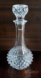 Bottiglia in vetro goccia con tappo in vetro