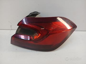 Fanale post dx OPEL CORSA F '19