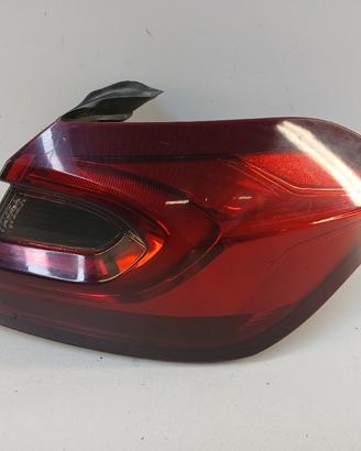 Fanale post dx OPEL CORSA F '19