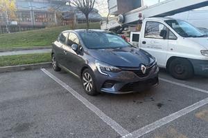 Renault clio 2021