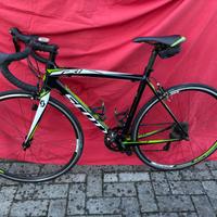 Bicicletta da corsa marca SCOTT CR1