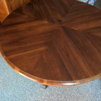 TAVOLO ANTICO ROTONDO LEGNO PREGIATO