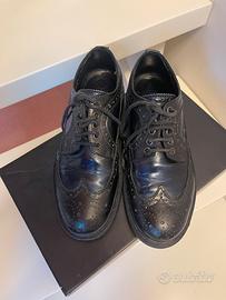 Scarpa allacciata donna in pelle