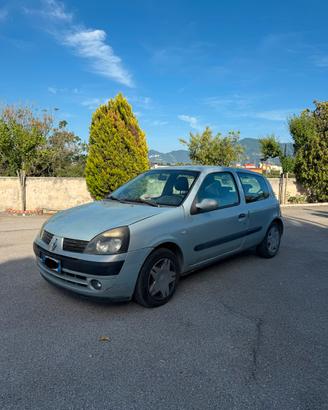 Renault Clio Race 1200 - 16V