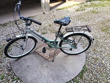 bicicletta da ragazza