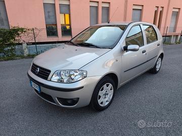 Fiat Punto 1.2 Benz euro 4 60 Milà km 5 p