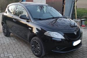 Lancia Ypsilon 0.9 TwinAir Metano