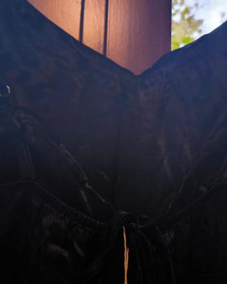 Tuta Nera Eleganza Assoluta – Bershka | Taglia S