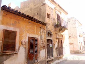 Casa indipendente a Santa Croce Camerina, 3 locali