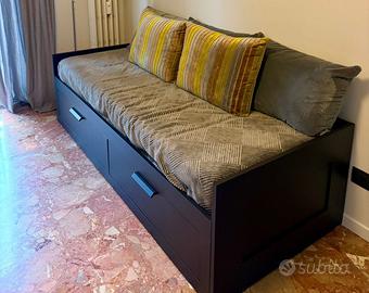 Divano letto matrimoniale