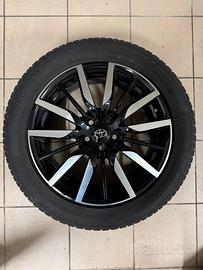 cerchi in lega 19” Toyota con termiche 225/55/19