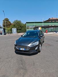 FORD FOCUS (Mk4) del 2019, con motore 1.5 Diesel