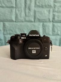 OLYMPUS OM-D E-M10 mark IV