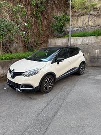 RENAULT CAPTUR - EDIZIONE LIMITATA PROGECT RUNWAY