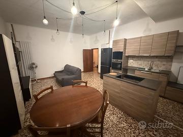 appartamento a ferrara  centro 