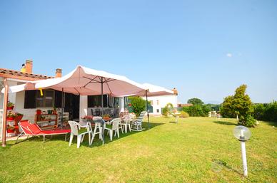 Villa bifamiliare, Regolelli, Parco Falisco