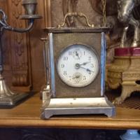 Orologio da viaggio antico