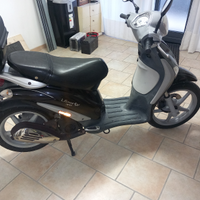 Piaggio liberty 200