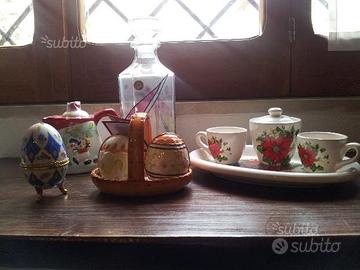 Uovo stile Fabergé, oggetti in ceramica
