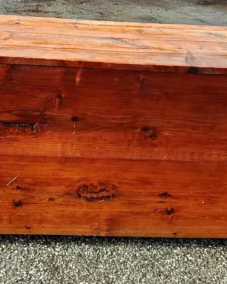 cassapanca  in legno 