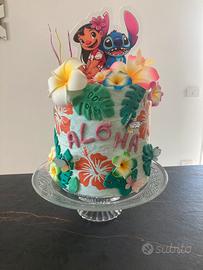 Torta finta scenofrafica fotografica Stitch