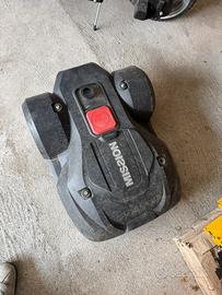 Robot giardino MISSION