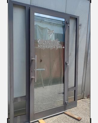 Vetrata/porta ingresso in alluminio 