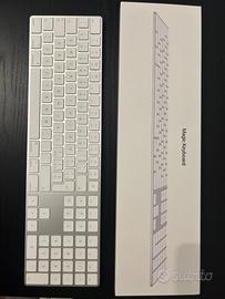 Apple magic keyboard con tastierino numerico