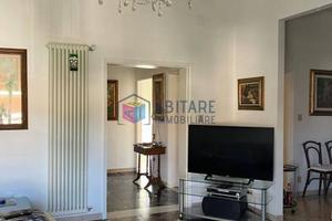 Appartamento di 118 m² con più di 5 locali e box a