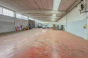 CAPANNONE A SAN GIULIANO MILANESE