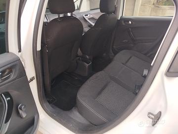 PEUGEOT 208 PURE TECH 1.0