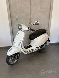 Vespa primavera 125