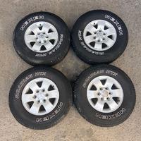 GOMME E CERCHI PAJERO V60