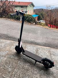 MONOPATTINO ELETTRICO XIAOMI Electric Scooter 4
