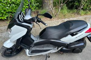 Yamaha x max 250 cc anno 2010