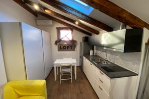 Da Privato in Centro Mansarda nuova