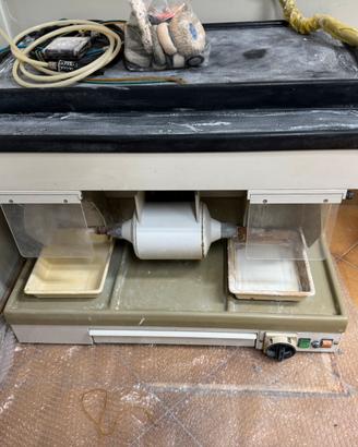 Pulitrice Saratoga laboratorio odontotecnico