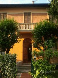 Posto letto in stanza singola di 12 mq circa