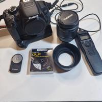 Canon 650D + 18-55 + battery grip e accessori