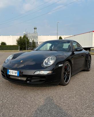 Porsche 911 / 997 Carrera 4S X51 – 2006 –