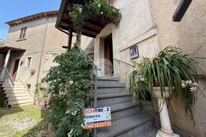 4 LOCALI A COLLEVECCHIO