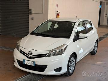 Toyota Yaris 1.4 D-4d 5 Porte Active