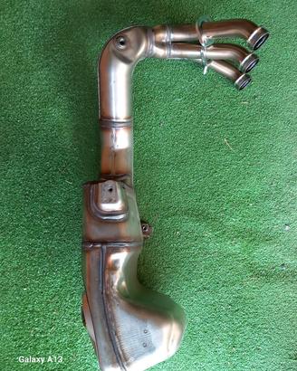 scarico tracer 9 2026 nuovo 