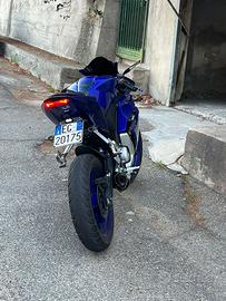 Yzf-r125