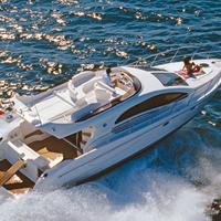 Ampio Fly  3 cabine  2 bagni + cabina marinaio