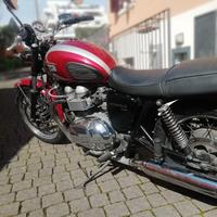 moto Triumph Bonneville T 100 anno 2008