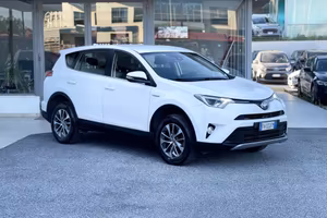Toyota RAV 4 2.5 Hybrid 155CV E6 - 2017