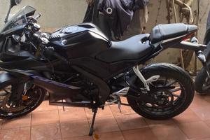 Moto Yamaha YZF125-A