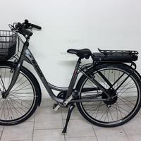 Bici Bianchi pedalata assistita